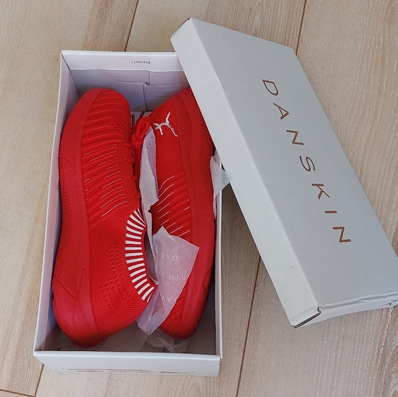 Danskin Women’s Energy Workout/Sneakers/Exercise Shoes Red Size 8 NIB - Picture 6 of 8